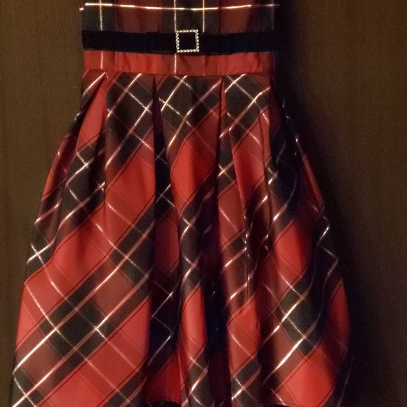 Girls Plaid High Low Holiday Dress with Black Velvety Shrug - Picture 5 of 9
